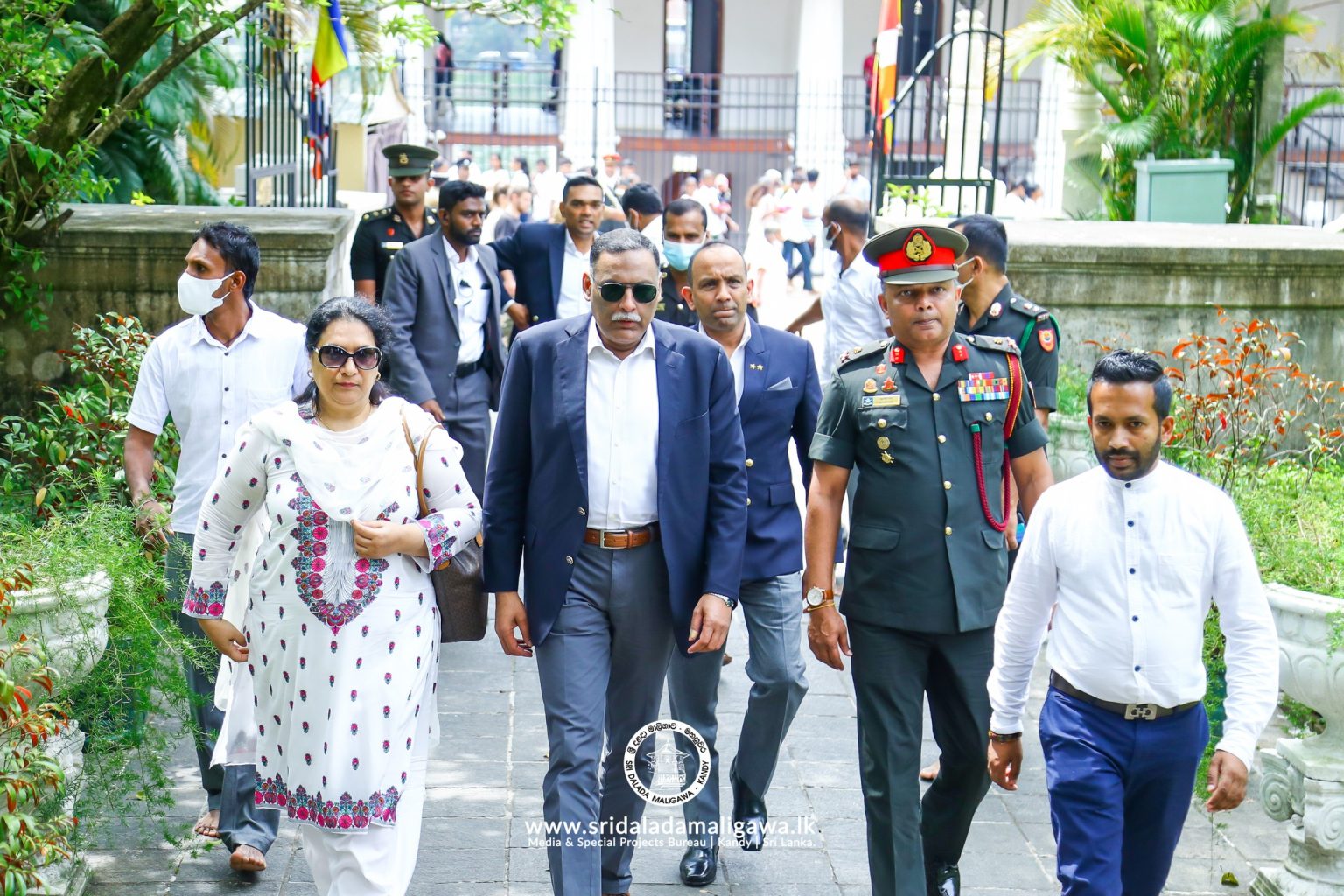 Pakistan Army Commander Visited Sri Dalada Maligawa Sri Dalada