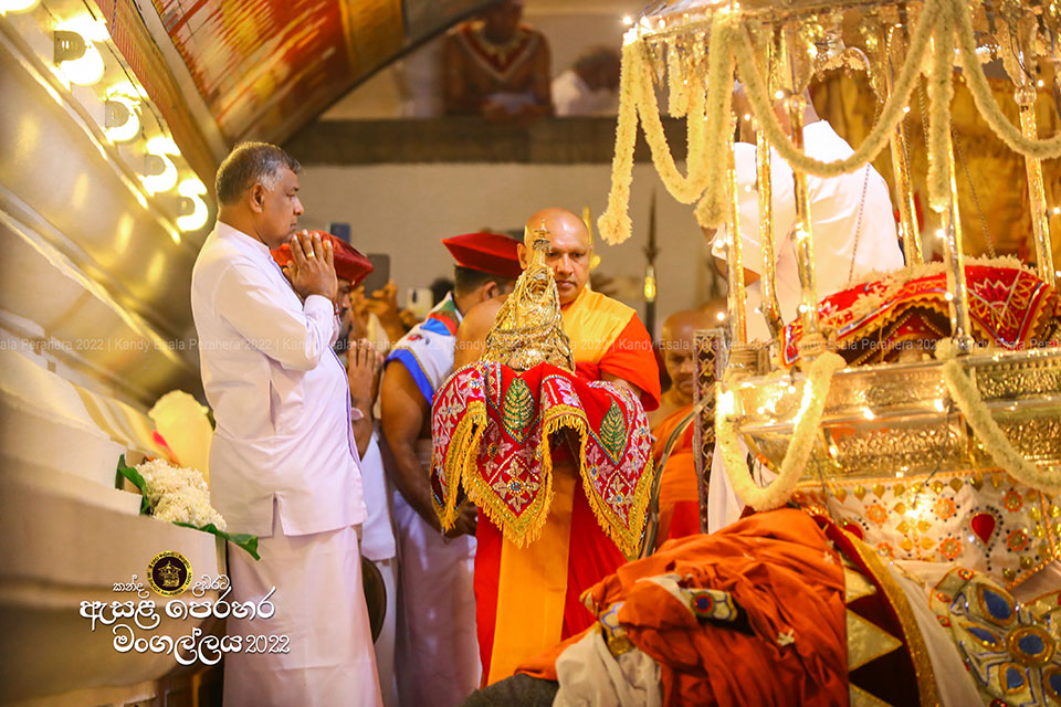 Fifth-Kumbal-Procession--Kandy-Esala-Perahera-2022