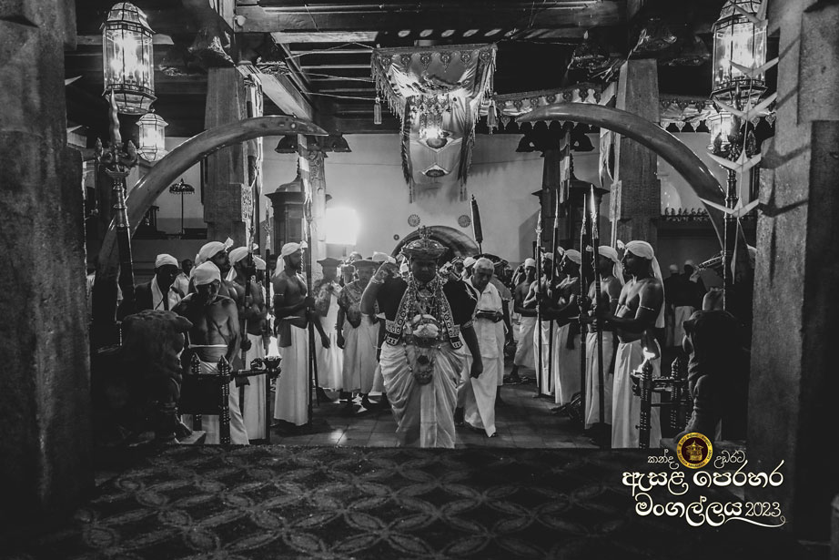 The-First-Randoli-procession-of-the-Kandy-Esala-Perahera-2023-02