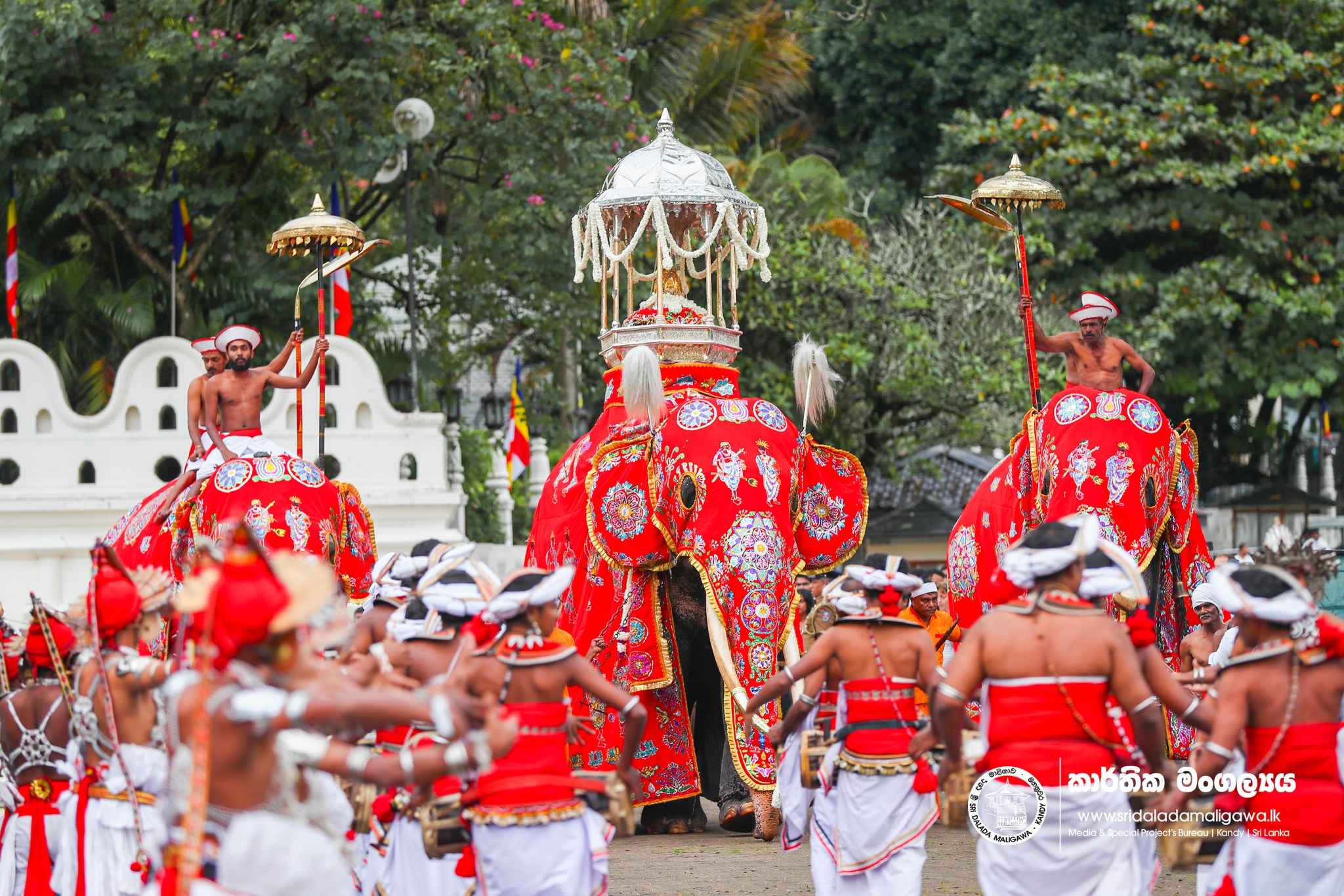 ඉල් මහා කාර්තික මංගල්‍යයේ කාර්තික පෙරහර – Sri Dalada Maligawa – Temple ...